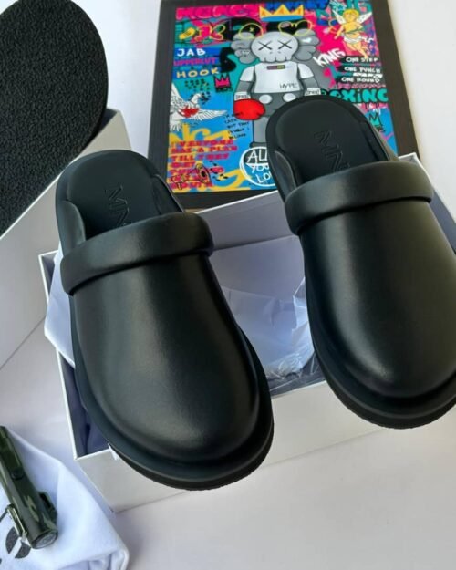 Mango Clogs | Modern Comfort with Chic MinimalismMango Clogs | Modern Comfort with Chic Minimalism