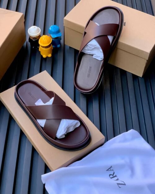 Zara Men’s Brown Leather Cross-Strap Slide Slippers