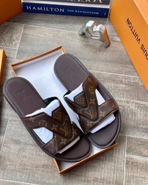 Louis Vuitton LV Oasis Mule in Monogram Calf Leather