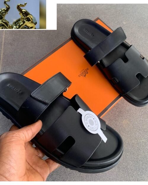 Hermès Chypre Calfskin Leather Sandals in Black
