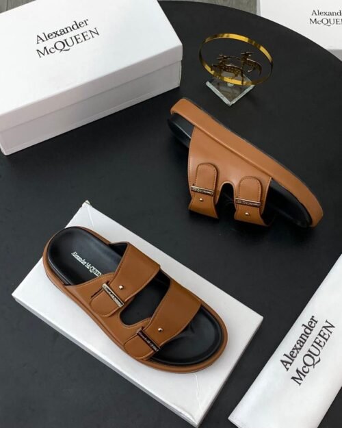 Alexander McQueen Buckled Leather Sandals: Brown