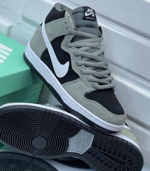 Nike SB Dunk High Pro in Black and Dark Grey