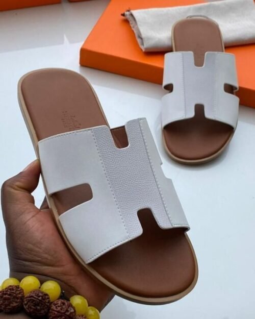 Hermès Izmir Men’s white Leather Sandals