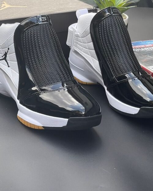 Nike Air Jordan 19 OG "West Coast" Basketball Sneakers
